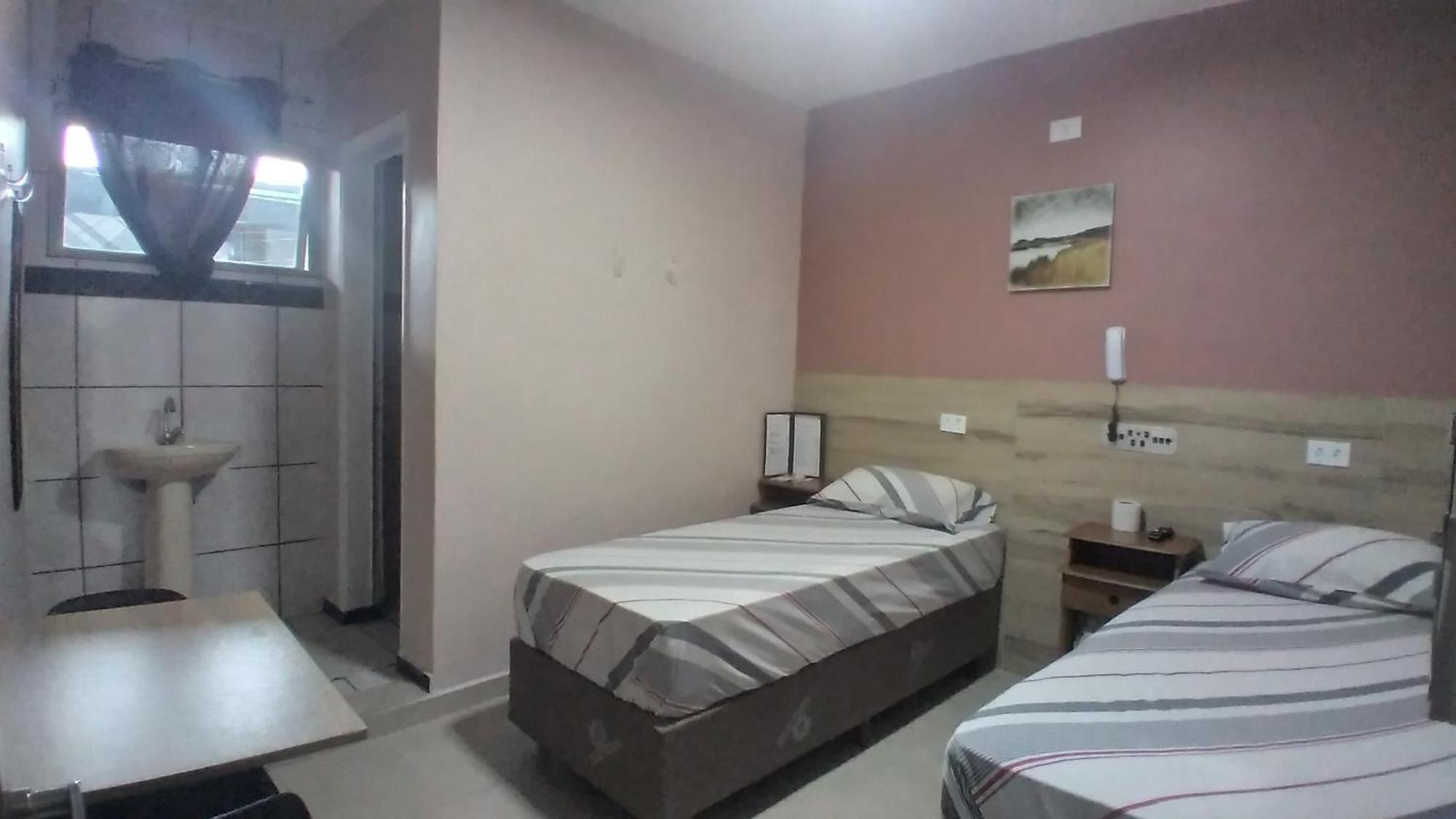 Hotel Faf'S Interlagos - Sp サンパウロ エクステリア 写真