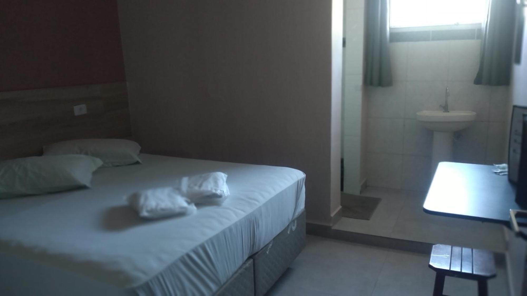 Hotel Faf'S Interlagos - Sp サンパウロ エクステリア 写真